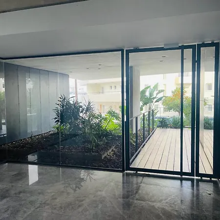 Luxury In The Center Not Old Town Appartement