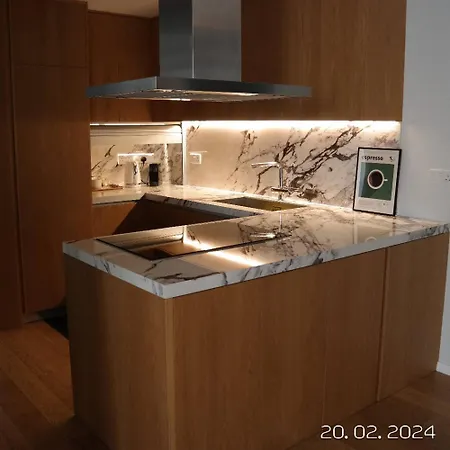 Luxury In The Center Not Old Town Apartment